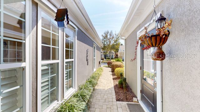 120 Spring Beauty Dr, Bluffton, SC 29909