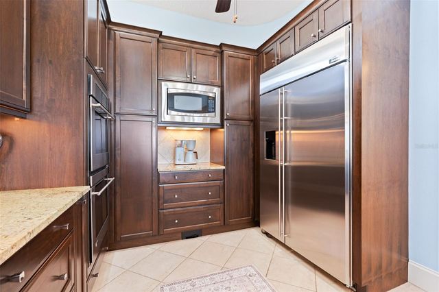 6 HAMMOCK BEACH COURT, Palm Coast, FL 32137