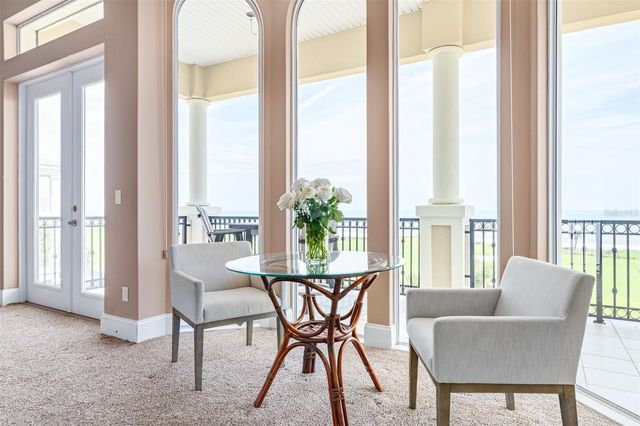 6 HAMMOCK BEACH COURT, Palm Coast, FL 32137