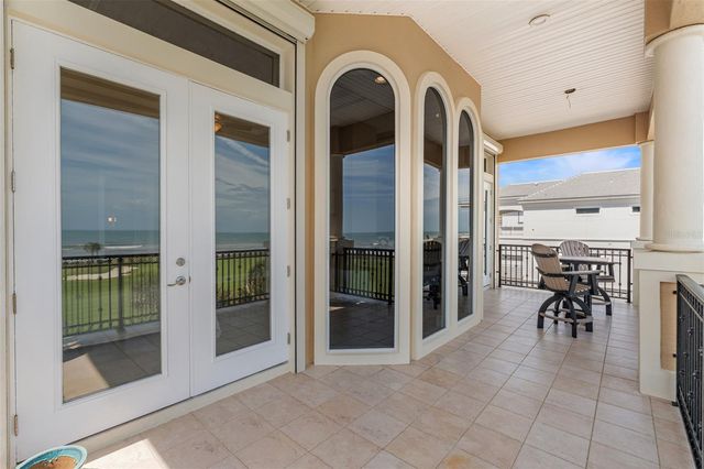 6 HAMMOCK BEACH COURT, Palm Coast, FL 32137