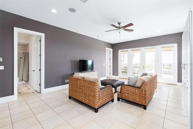 6 HAMMOCK BEACH COURT, Palm Coast, FL 32137