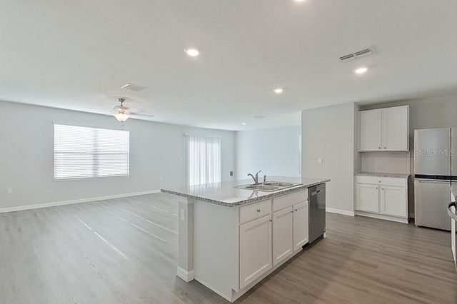 8614 SW 43RD TERRACE, Ocala, FL 34476