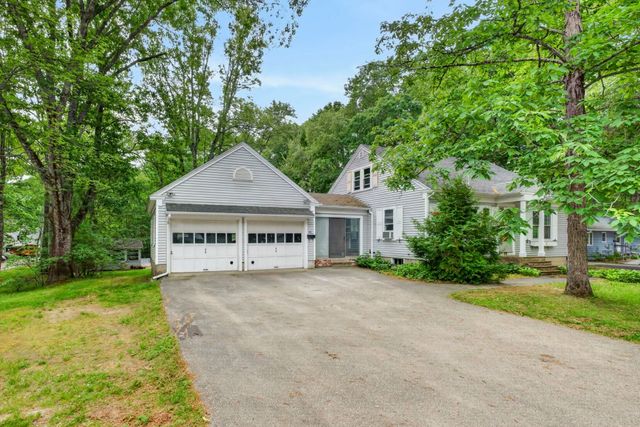 42 Oak Street, Rochester, NH 03839