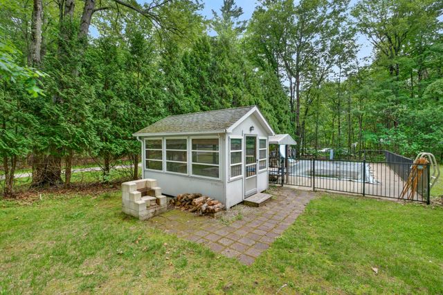 42 Oak Street, Rochester, NH 03839