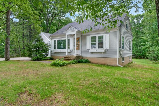 42 Oak Street, Rochester, NH 03839