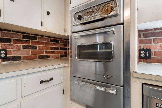 42 Oak Street, Rochester, NH 03839