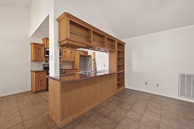 2510 Old Fort Road, Sugar Land, TX 77479