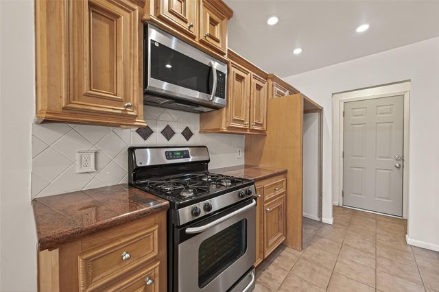 2510 Old Fort Road, Sugar Land, TX 77479