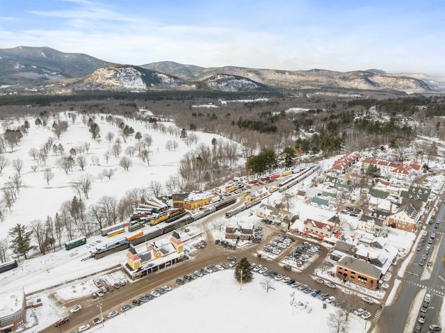 64 O'Keefe Circle, Conway, NH 03860