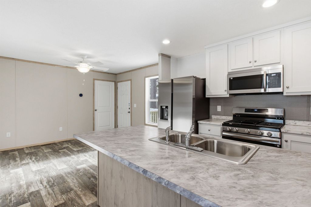 64 O'Keefe Circle, Conway, NH 03860