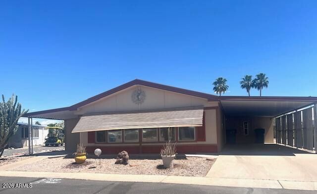 834 S Meridian Road 104, Apache Junction, AZ 85120