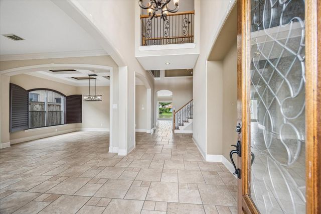 18910 Villa Bergamo Lane, Houston, TX 77094