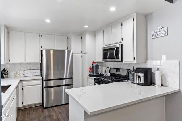 1103 Catlin Street B, Simi Valley, CA 93065