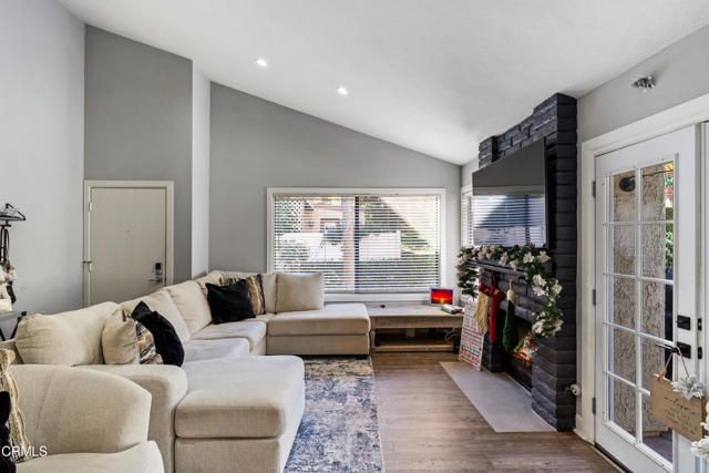 1103 Catlin Street B, Simi Valley, CA 93065