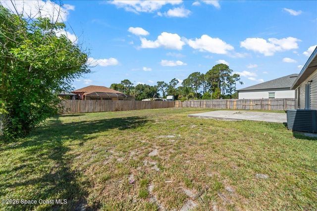962 Serenade Street NW, Palm Bay, FL 32907