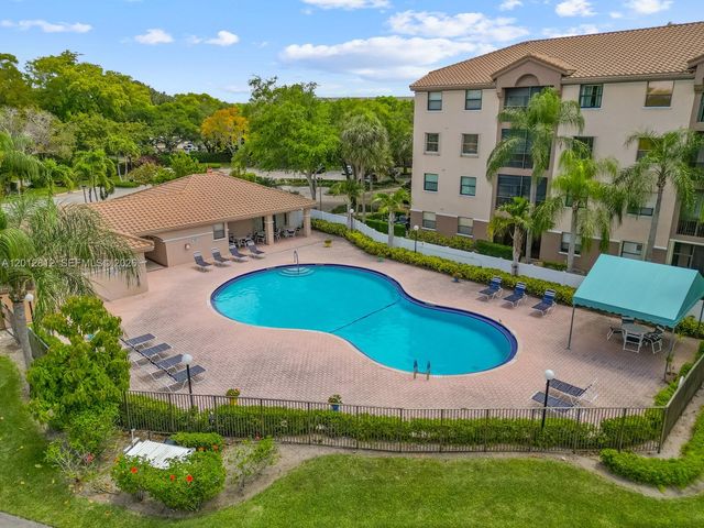 4350 NW 30th Street 333, Coconut Creek, FL 33066