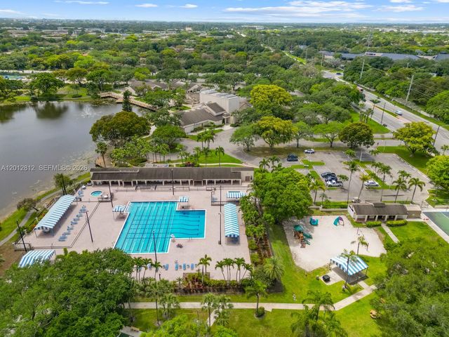 4350 NW 30th Street 333, Coconut Creek, FL 33066