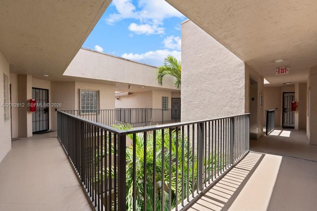 4350 NW 30th Street 333, Coconut Creek, FL 33066