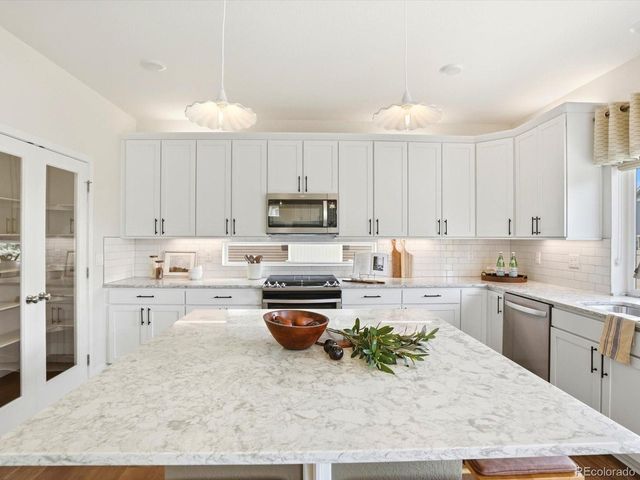 3675 Driftwood Dr, Johnstown, CO 80534