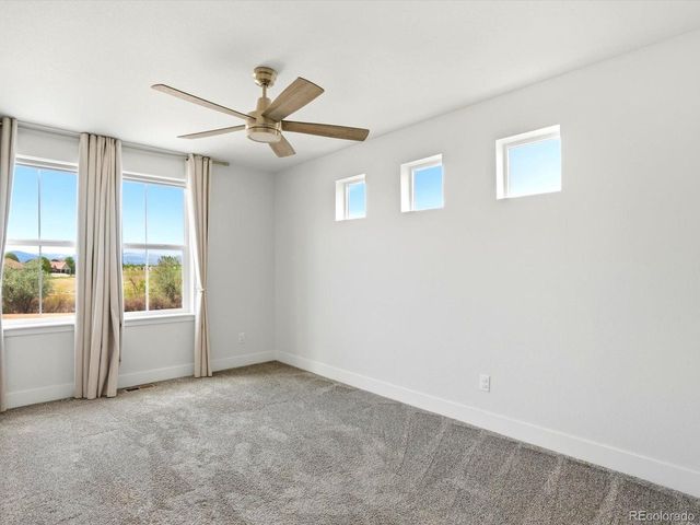3675 Driftwood Dr, Johnstown, CO 80534