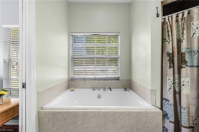 8930 Penzance BLVD, Fort Myers, FL 33912