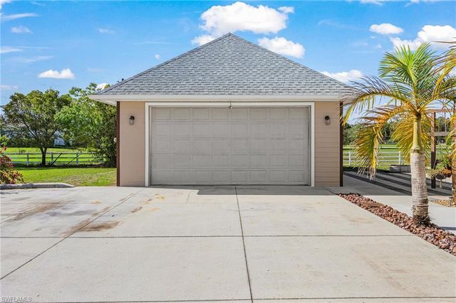 8930 Penzance BLVD, Fort Myers, FL 33912