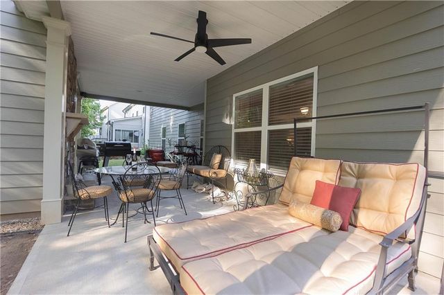 126 Oakleigh Pointe Drive, Dallas, GA 30157