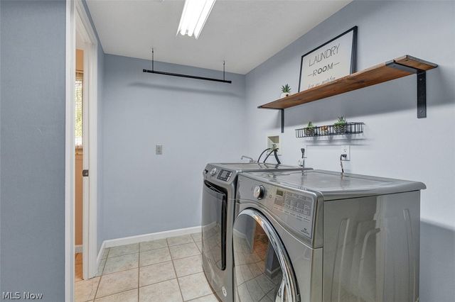 6609 Debbie Drive, North Ridgeville, OH 44039
