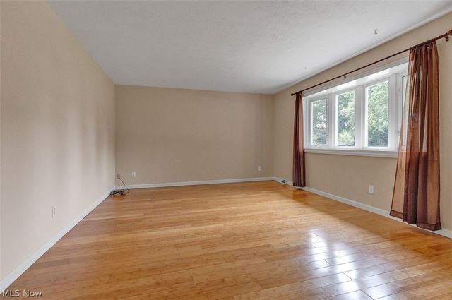 6609 Debbie Drive, North Ridgeville, OH 44039