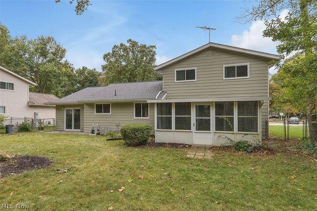 6609 Debbie Drive, North Ridgeville, OH 44039