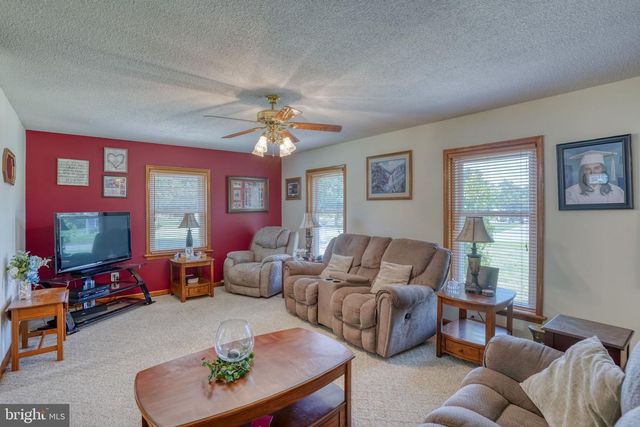 110 E LUCKY ESTATES DR, Harrington, DE 19952