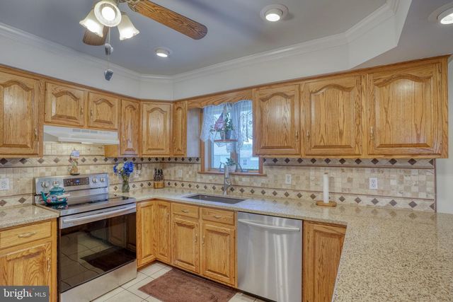 110 E LUCKY ESTATES DR, Harrington, DE 19952