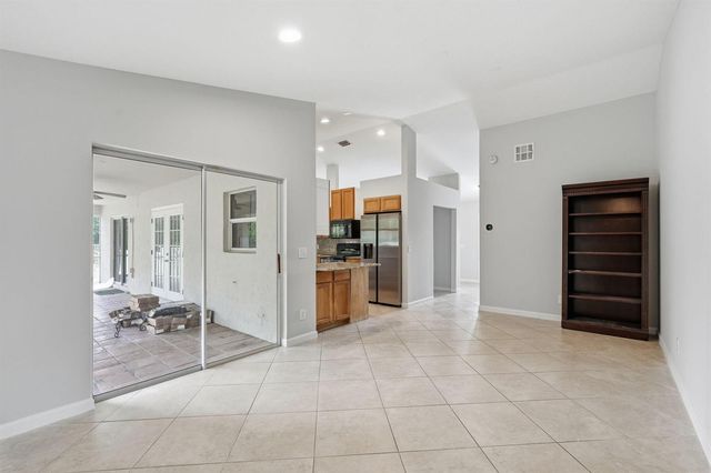 12543 N 73rd Court N, West Palm Beach, FL 33412