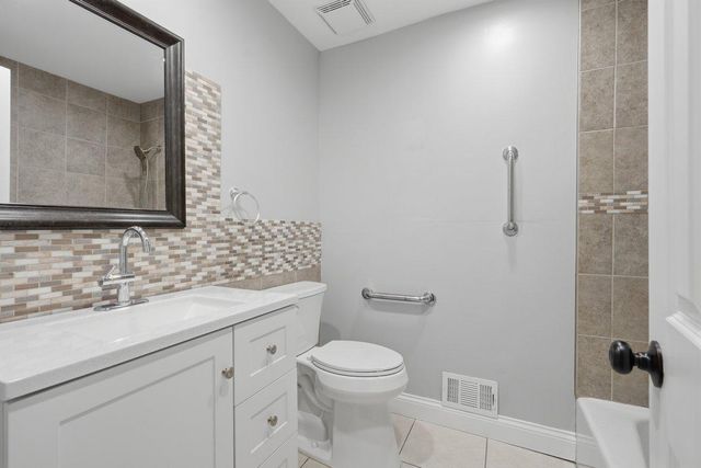 8481 134th Street Court, Apple Valley, MN 55124
