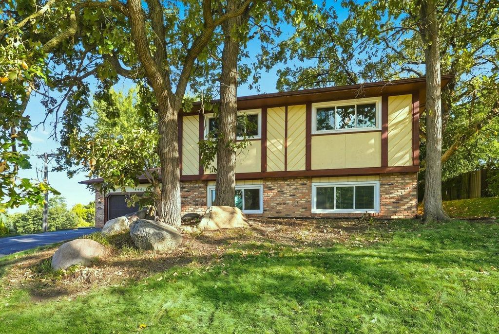 8481 134th Street Court, Apple Valley, MN 55124 — photo 2