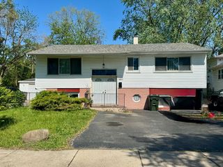 16611 Marshfield Avenue, Markham, IL 60428