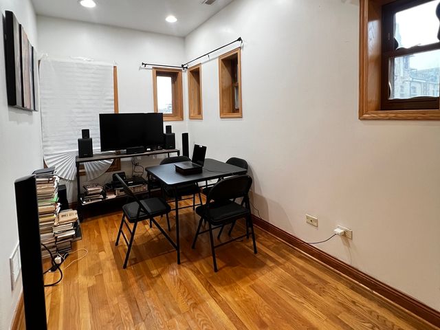 4758 S King Drive 4, Chicago, IL 60653