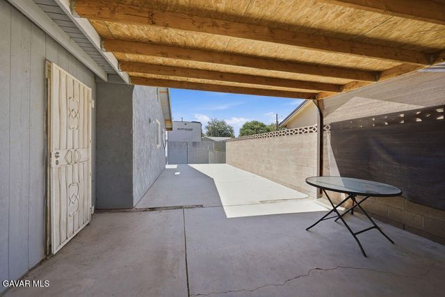 45554 6th Street, Lancaster, CA 93535