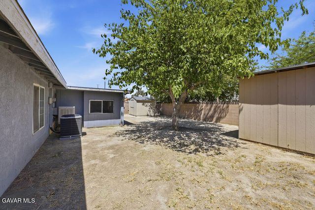 45554 6th Street, Lancaster, CA 93535