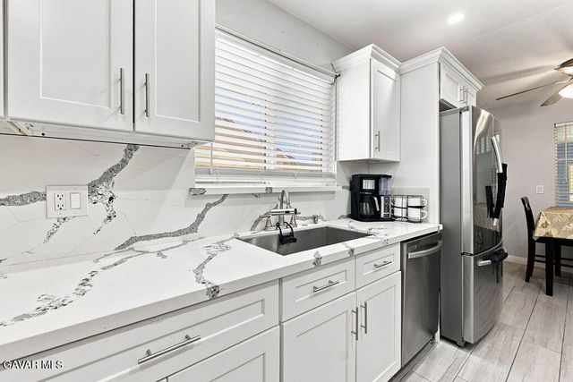 45554 6th Street, Lancaster, CA 93535