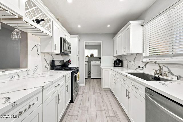 45554 6th Street, Lancaster, CA 93535
