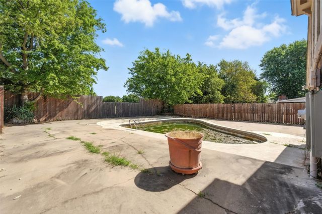 2109 Tuttington, Oklahoma City, OK 73170