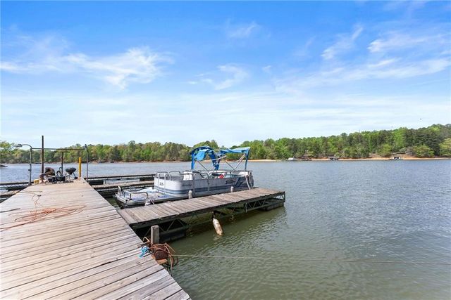 5652 Alligator Alley, Gainesville, GA 30506