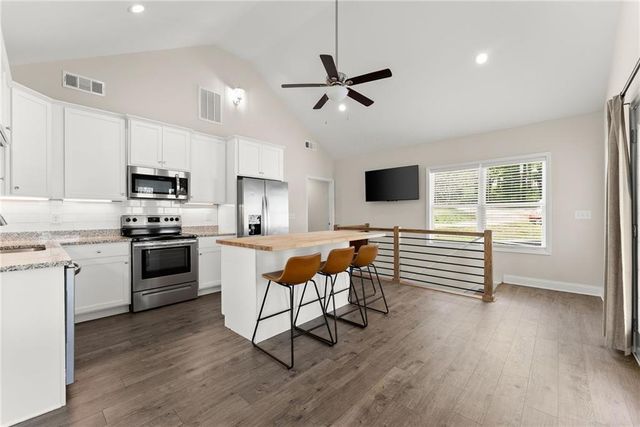 5652 Alligator Alley, Gainesville, GA 30506