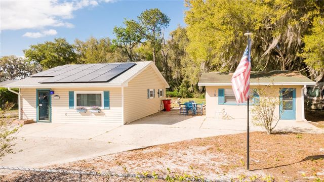 1198 CR 464, Lake Panasoffkee, FL 33538
