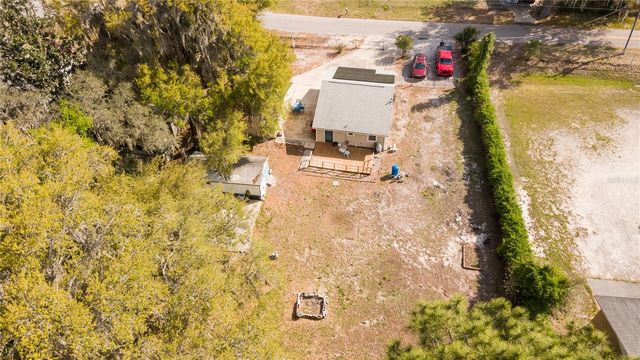 1198 CR 464, Lake Panasoffkee, FL 33538