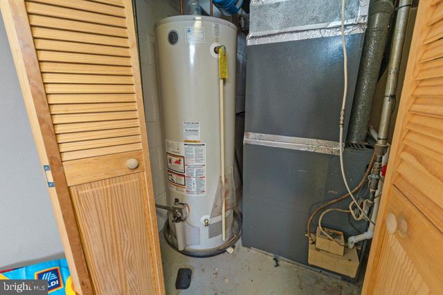 940 SAINT AGNES LN, Baltimore, MD 21207