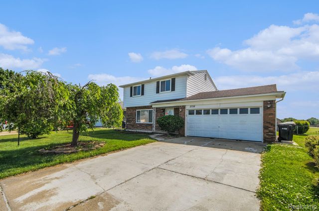 37718 Douglas Court, Sterling Heights, MI 48310