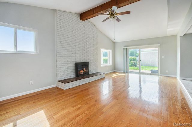 37718 Douglas Court, Sterling Heights, MI 48310