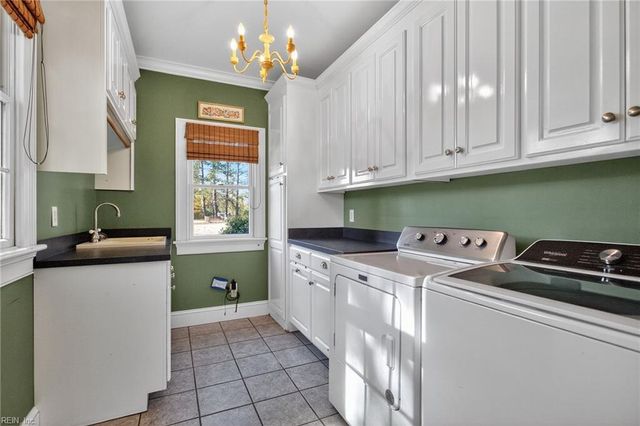 22390 Main ST, Courtland, VA 23837